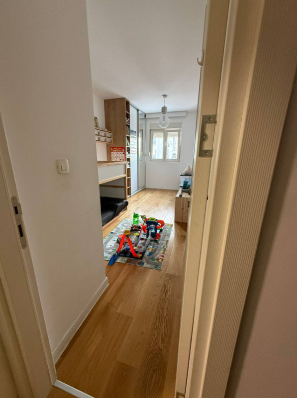 2 bedroom apartment 72 m² Bar, Montenegro