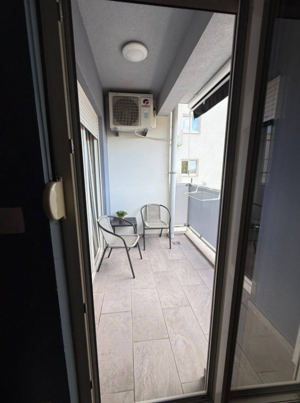 2 bedroom apartment 72 m² Bar, Montenegro