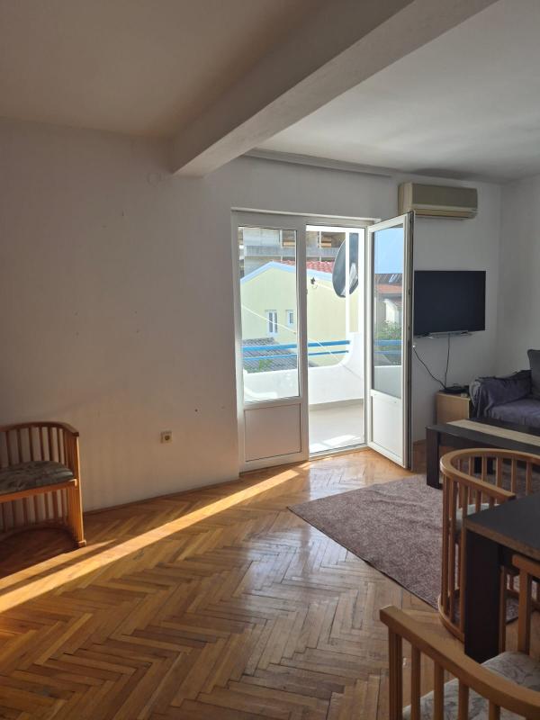 2 bedroom apartment 59 m² Petrovac, Montenegro