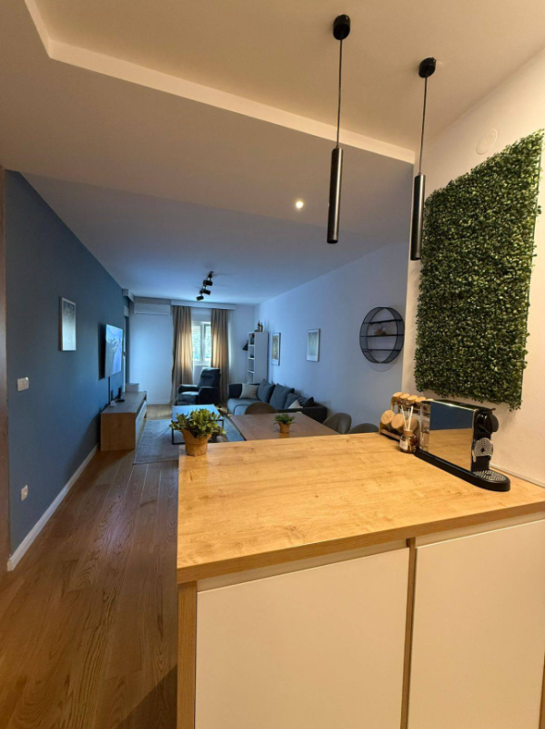 2 bedroom apartment 72 m² Bar, Montenegro